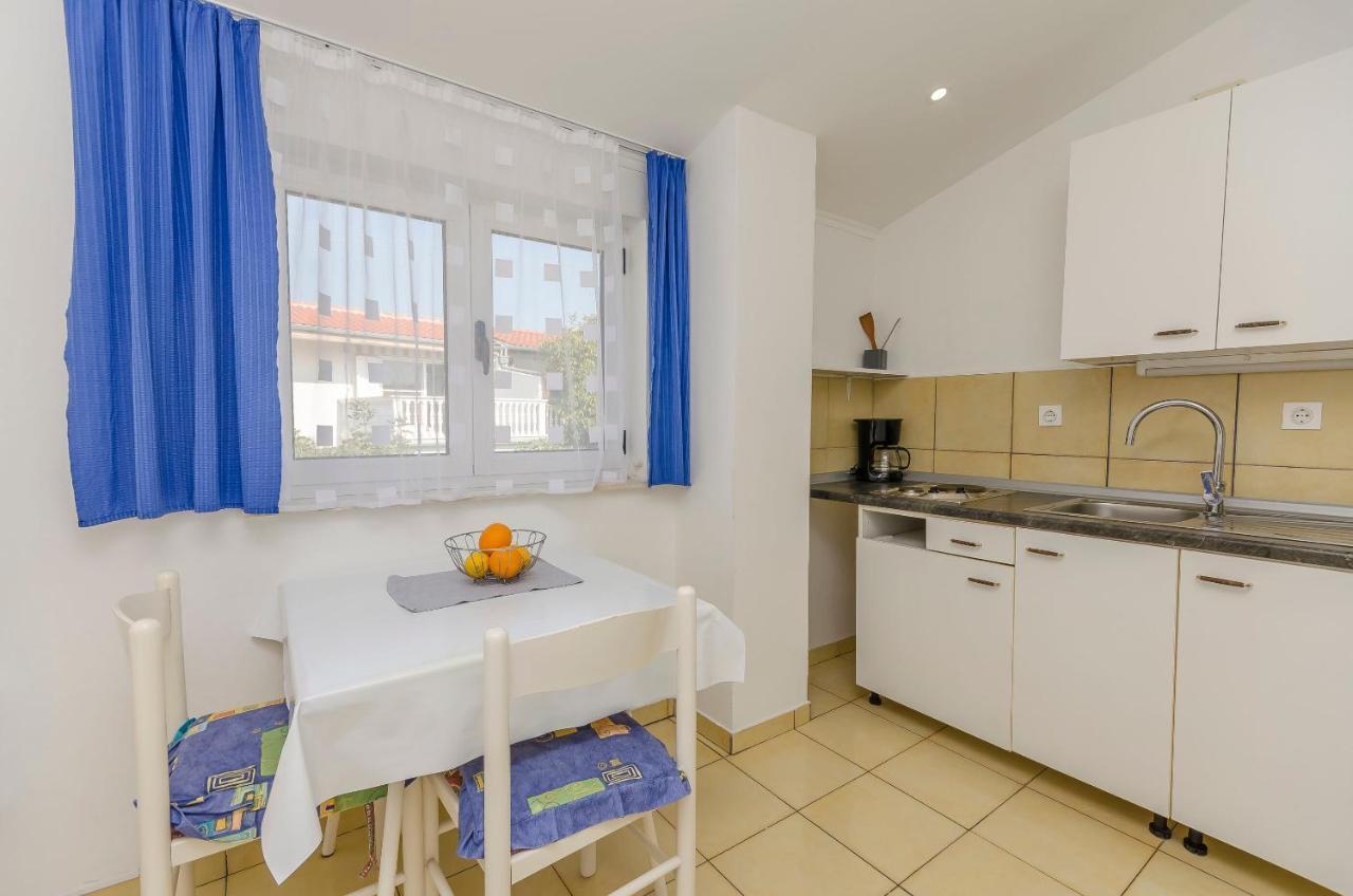 Apartments And Rooms On The Beach فوديس المظهر الخارجي الصورة