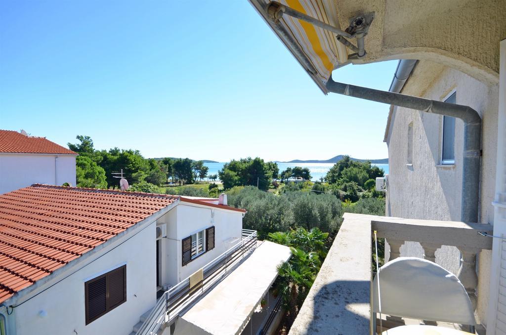 Apartments And Rooms On The Beach فوديس المظهر الخارجي الصورة